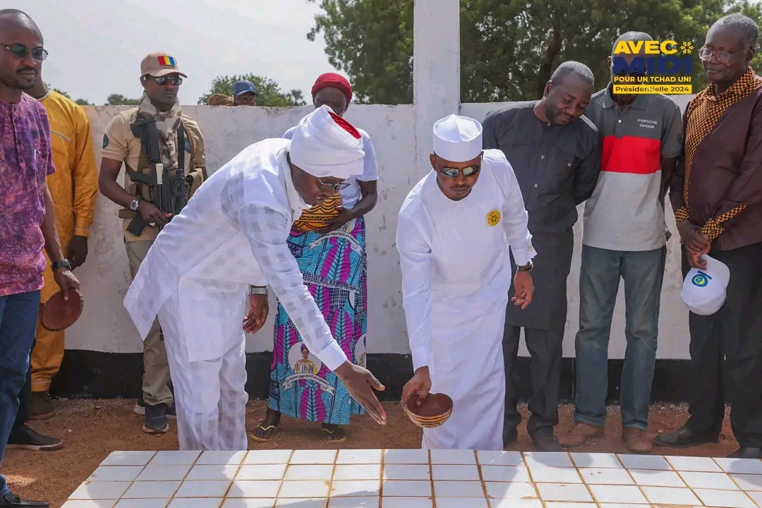 Mahamat Idriss Déby rend hommage à Ngarta Tombalbaye lors d’une visite émouvante au Mandoul