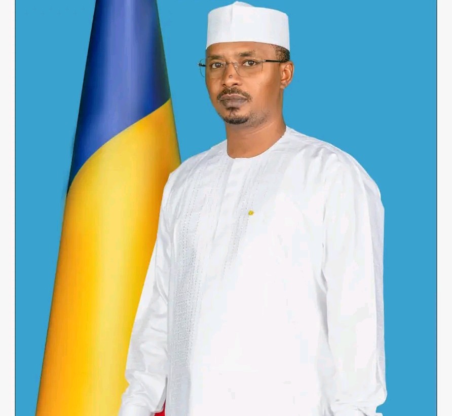 Dévoilement de la nouvelle photo officielle du Président de la République Mahamat Idriss Deby Itno : Un symbole renouvelé pour les institutions publiques