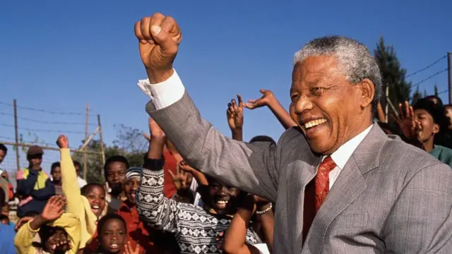 Le Monde Célèbre la Journée Internationale de Nelson Mandela : Un appel à l’action et à la solidarité