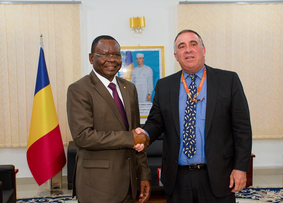 Renforcement de la coopération USA-Tchad : L’Ambassadeur Laskaris reçu par le Premier Ministre Halina​