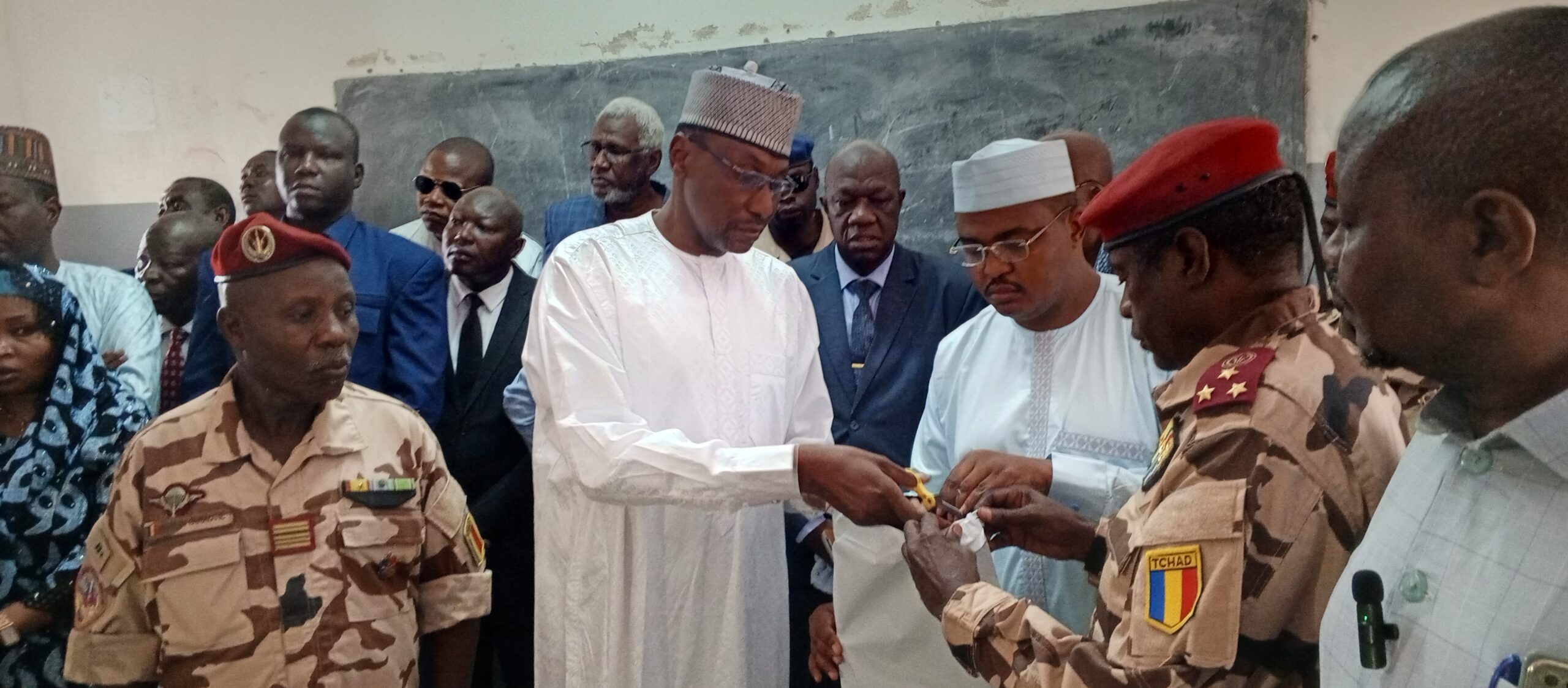 Tchad-BEF 2024 : Lancement officiel des épreuves par le Ministre de l’Éducation à l’École des Enfants des Troupes