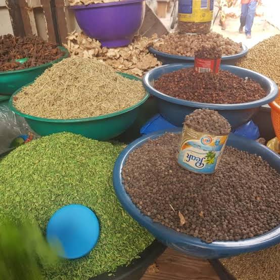 Société :  La crise soudanaise impacte sur les prix des épices et certains produits sur les marchés de N’djamena