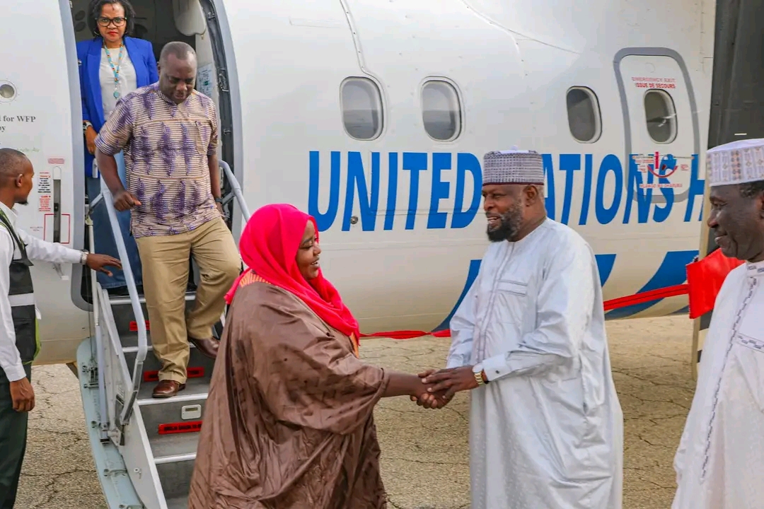 La Ministre Fatimé Boukar Kossei en mission humanitaire à Abéché