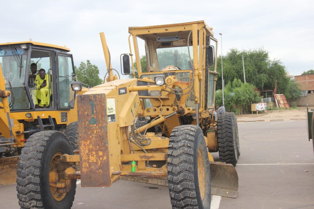 Remise d'équipements au CNPGI pour la lutte contre les inondations