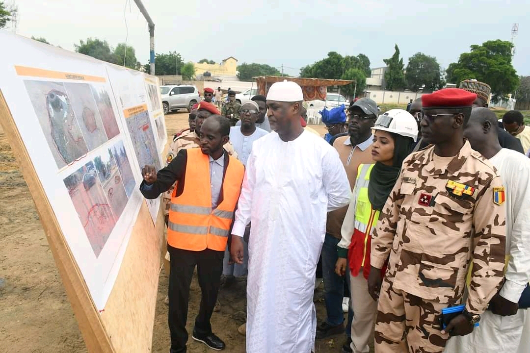 Lancement d’une opération de colmatage des rues à N’Djamena pour restaurer la circulation