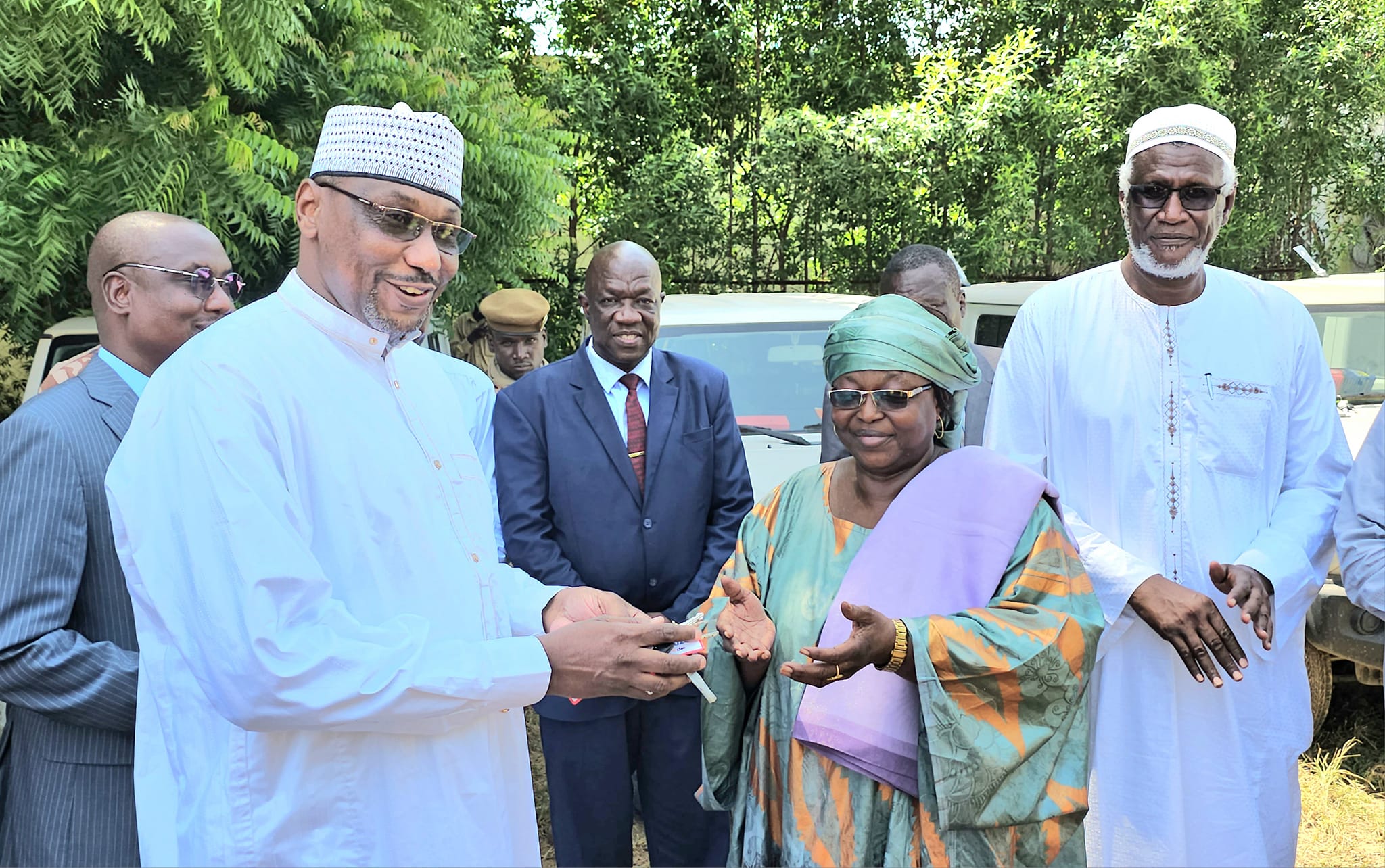 Tchad : Le Ministère de l’Éducation remet dix véhicules aux inspecteurs départementaux de N’Djamena