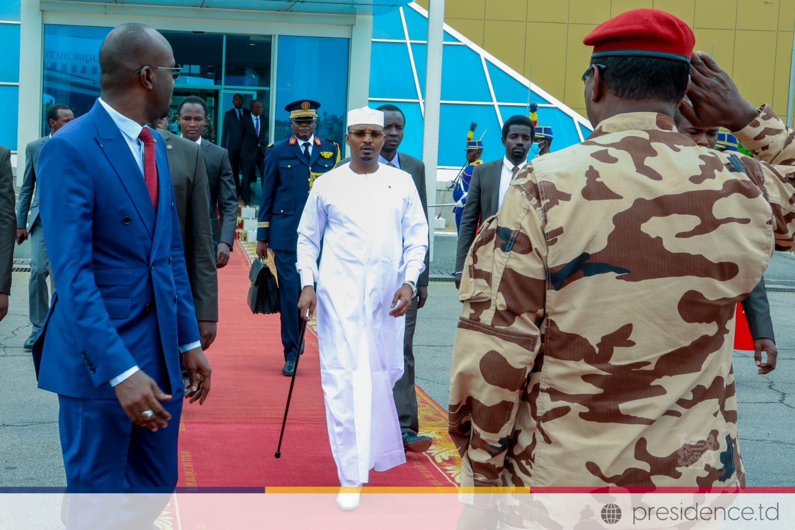 Tchad-France : Le Président de la République en route pour Paris pour participer au 19e Sommet de la Francophonie