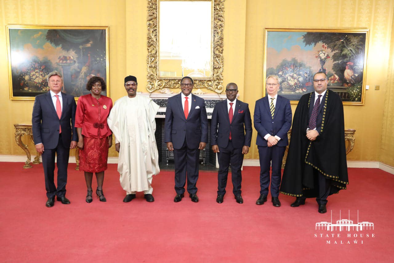 Tchad-Malawi : L’Ambassadeur Sagour Youssouf Mahamat Itno présente ses Lettres de Créance au Président Lazarus Chakwera