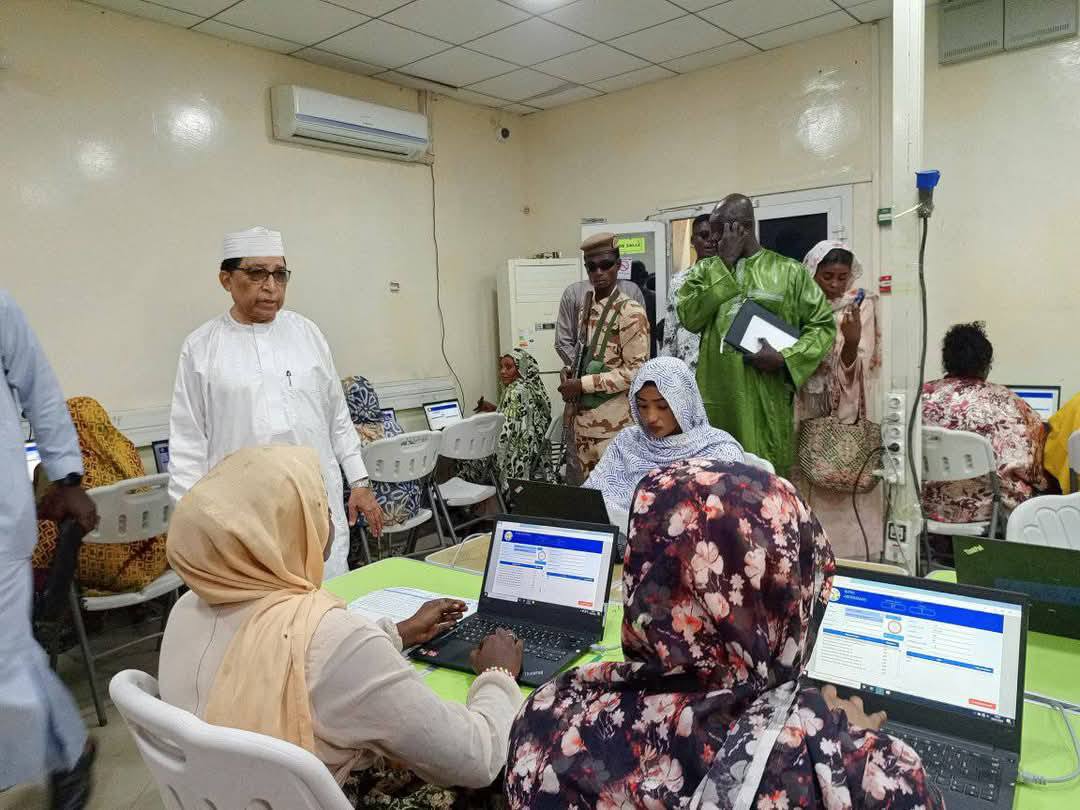 Elections couplées au Tchad : Le Président de l’ANGE inspecte les travaux de traitement des résultats