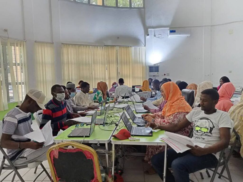 Elections couplées au Tchad : Le Président de l'ANGE inspecte les travaux de traitement des résultats