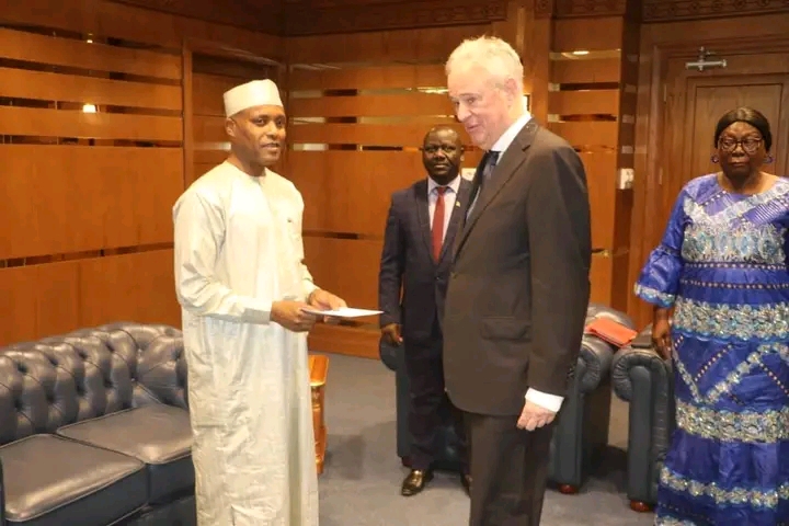 N’Djamena : Le nouvel Ambassadeur des Pays-Bas remet ses Lettres de créance