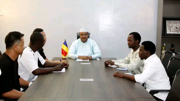 Titre : Le Ministre Maïdé Hamit Lony mobilise les partenaires pour une inauguration grandiose du Stade Olympique Maréchal Idriss Déby Itno