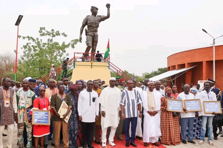Le Tchad rend hommage à Thomas Sankara : Allah Maye Halina inaugure le mausolée aux côtés de leaders africains
