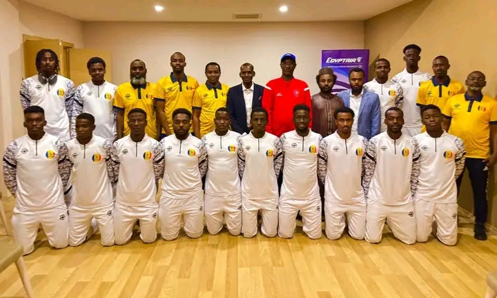 L’Ambassadeur du Tchad en visite de soutien aux Sao du mini-foot à Bakou