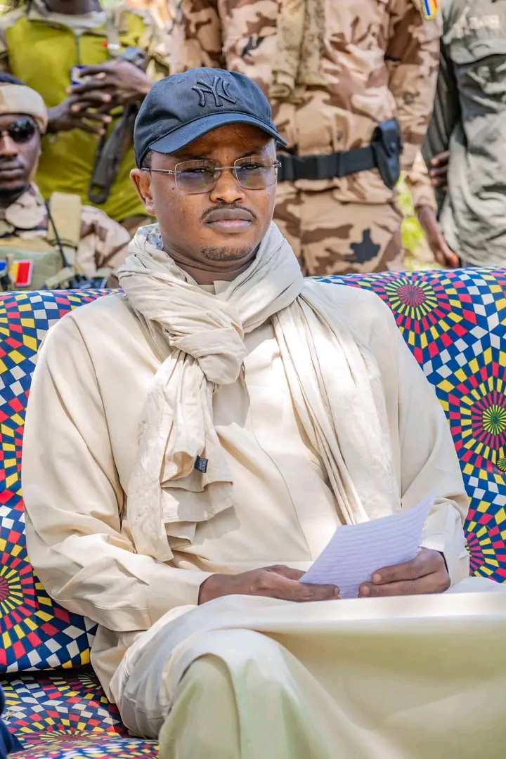 Le Ministre Hassan Bakhit Djamous poursuit sa campagne de sensibilisation environnementale à Goz-Djarat