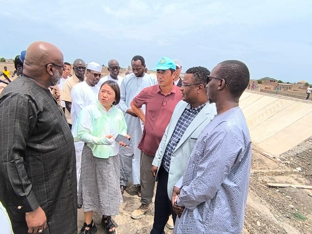 Travaux sur la digue de Walia : le Ministre de l’Aménagement du Territoire en visite de suivi