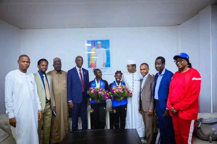Retour triomphal des jeunes athlètes tchadiens : une fierté nationale célébrée à N’Djamena
