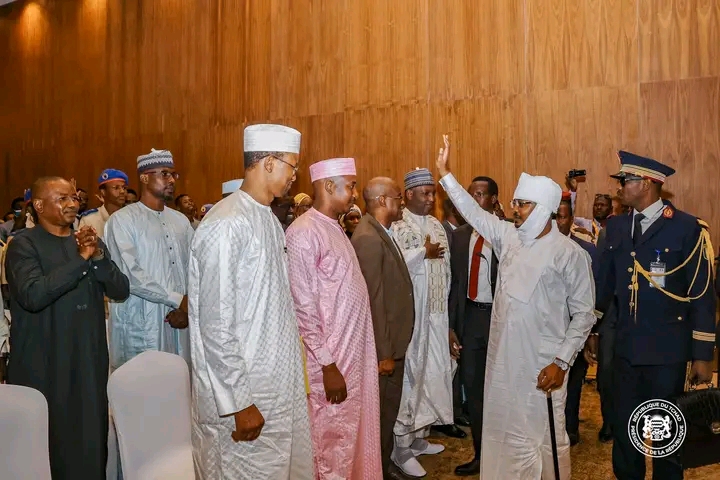 Le Maréchal du Tchad à la rencontre de ses compatriotes vivant au Niger