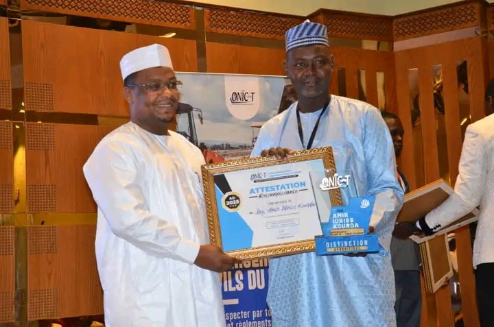 Le Conseil de l’Ordre National des Ingénieurs Civils du Tchad honore le Ministre de l’Aménagement