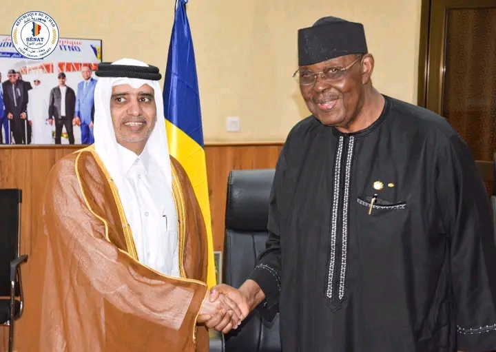 Le Président du Sénat reçoit l’Ambassadeur du Qatar pour renforcer la coopération bilatérale