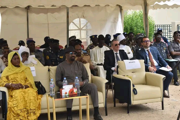 Le Ministre de la Sécurité Publique&nbsp; inaugure deux infrastructures clés pour la Police nationale