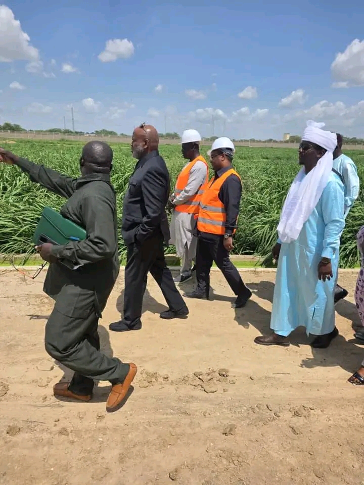 Le ministre de l’Urbanisme inspecte l’avancement des travaux à Champ de Fil
