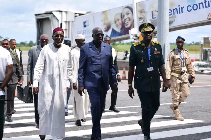 Le ministre tchadien des Armées en visite à Yaoundé