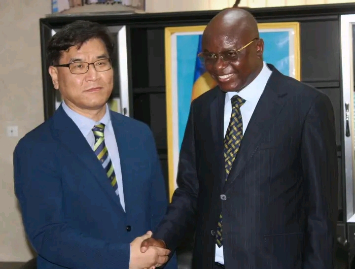 Le Tchad explore une coopération énergétique avec un consortium sud-coréen