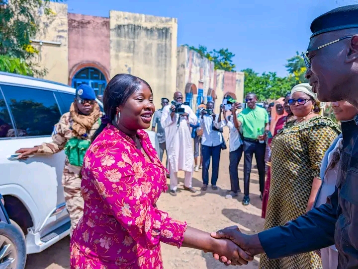 Mayo-Kebbi Ouest : La Ministre Kitoko Gata Ngoulou à l’écoute des femmes et des enfants