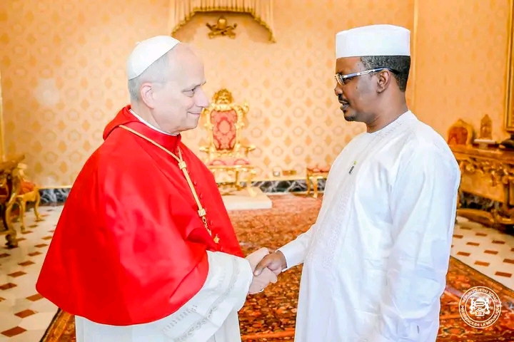 Rencontre au sommet : le Maréchal  Mahamat Idriss Déby Itno reçu par le Pape Léon XIV au Vatican