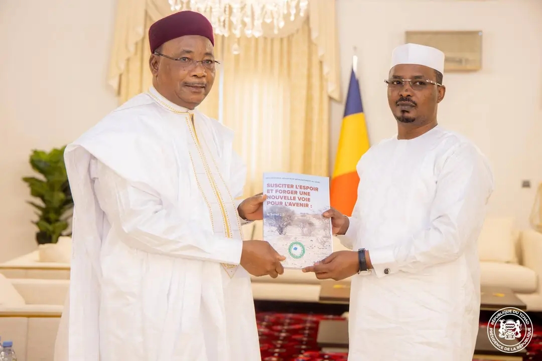 Tchad : Le Maréchal Mahamat Idriss Deby Itno reçoit Mahamadou Issoufou pour renforcer la Grande Muraille Verte