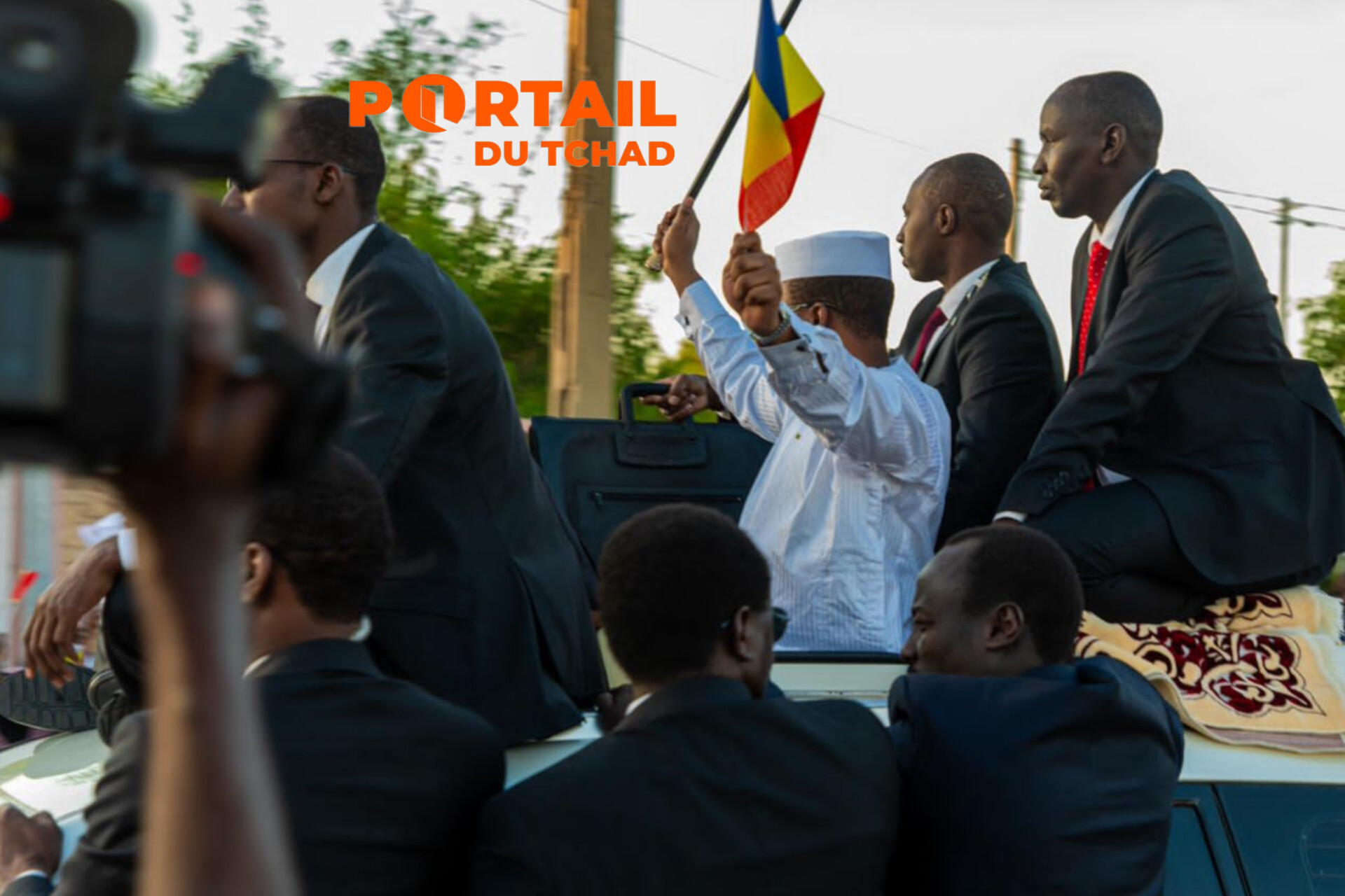 Retour triomphal du Maréchal Mahamat Idriss Deby Itno après la table ronde du PND