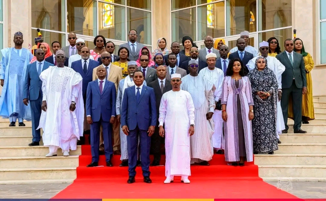 Message présidentiel : pas de remaniement, mais une exigence de discipline