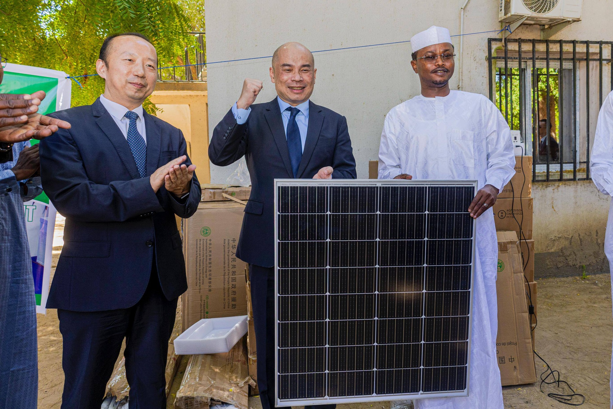 Coopération Tchad–Chine : des kits solaires pour renforcer l’indépendance énergétique