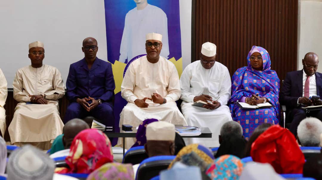 MPS : Aziz Mahamat Saleh mobilise les députés autour des réformes et de la discipline parlementaire