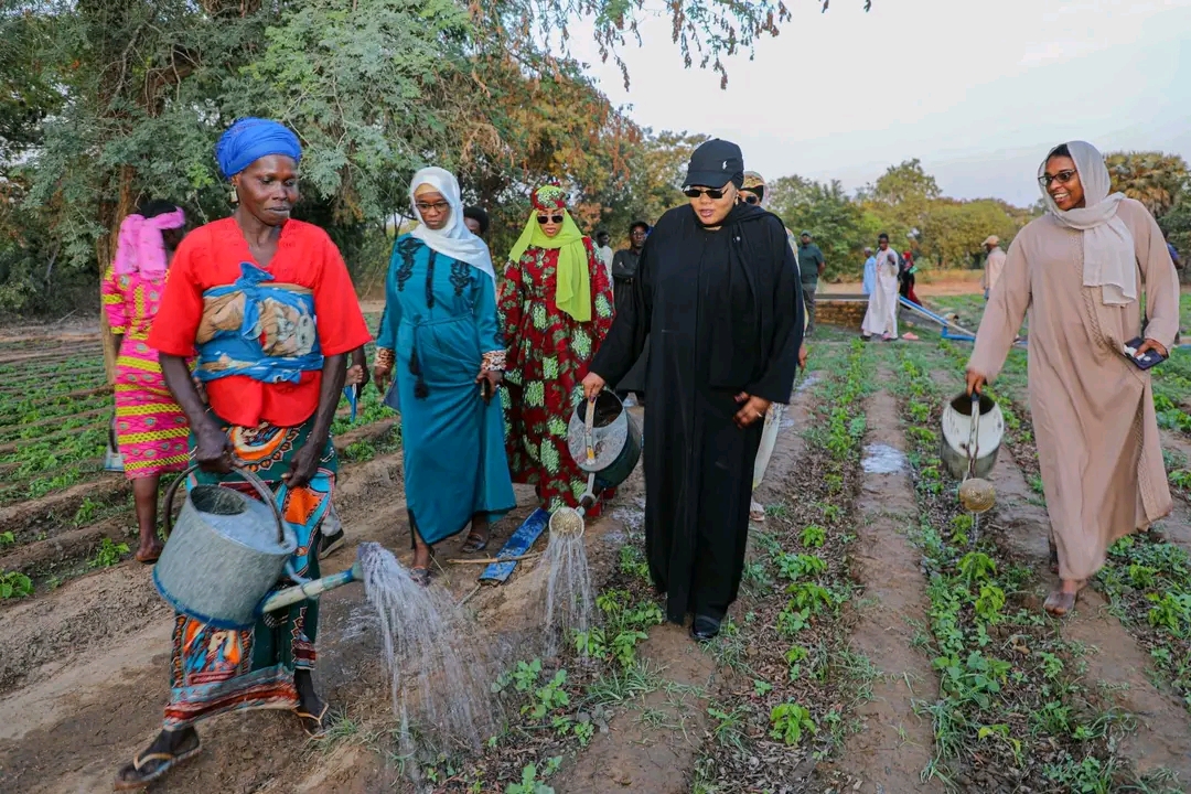 Balimba : la Ministre de l’Action Sociale visite le Centre de Formation en Agriculture Durable et Intégrée