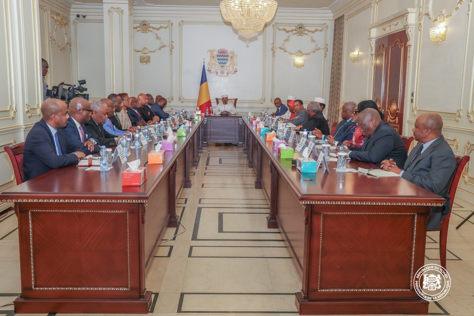 Le Maréchal Mahamat Idriss Deby Itno reçoit la délégation de l’UMAC à N’Djaména