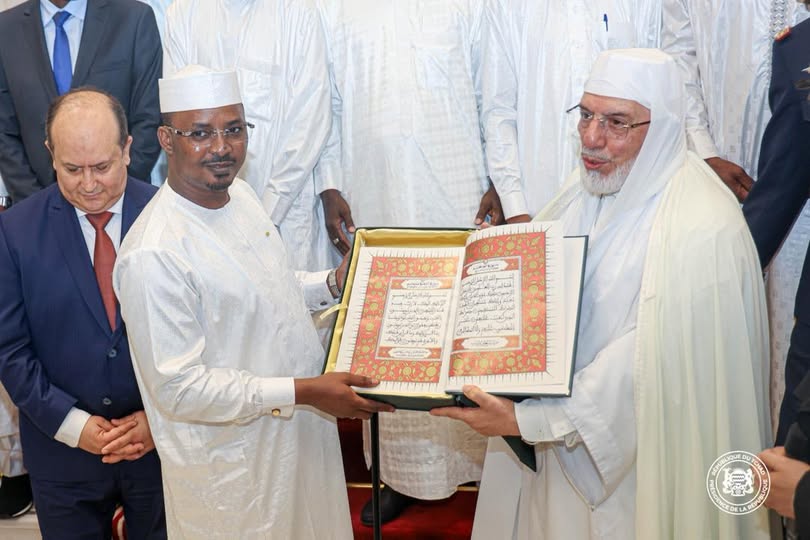 Alger : Une fin de visite d’État entre foi, diplomatie et symbole d’unité