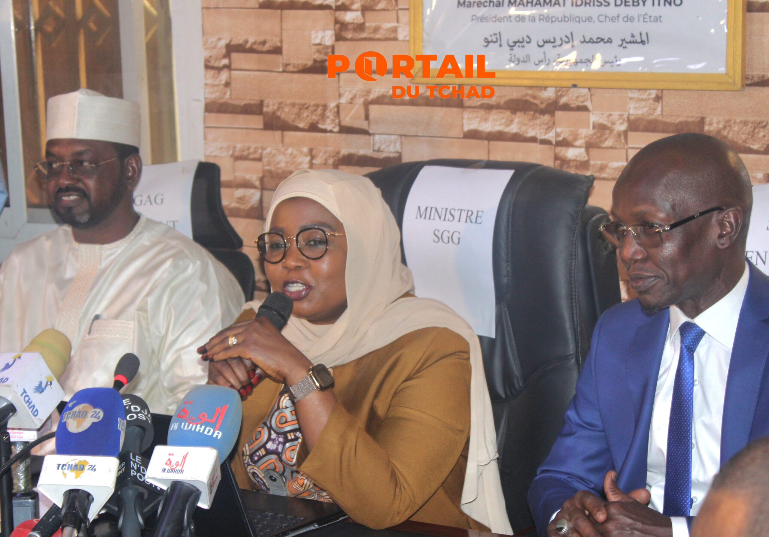 Passation de service au Secrétariat Général du Gouvernement : Dr Bourkou Dedé Alhadj prend fonction