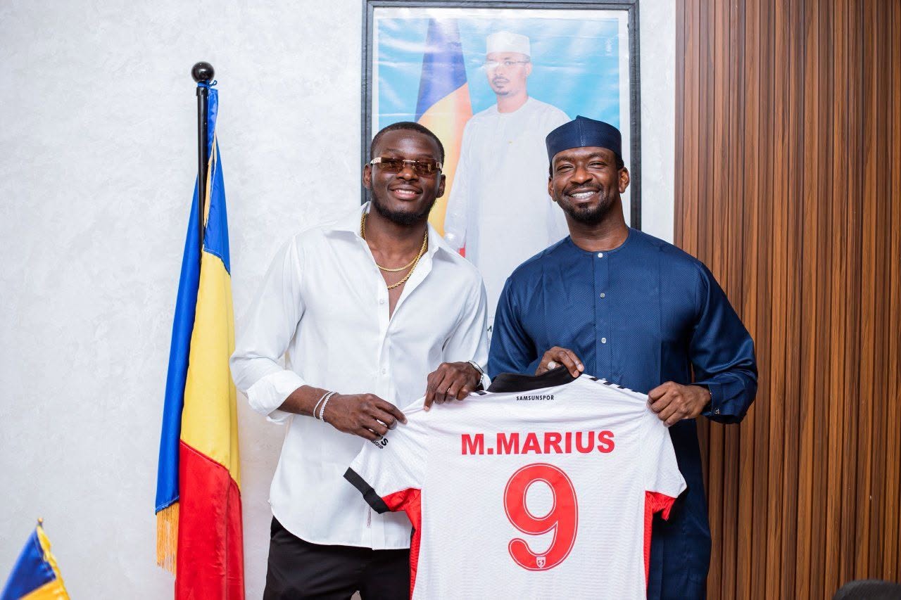 Le Ministre de la Jeunesse et des Sports reçoit le capitaine des Sao pour un échange sur l’avenir du football tchadien