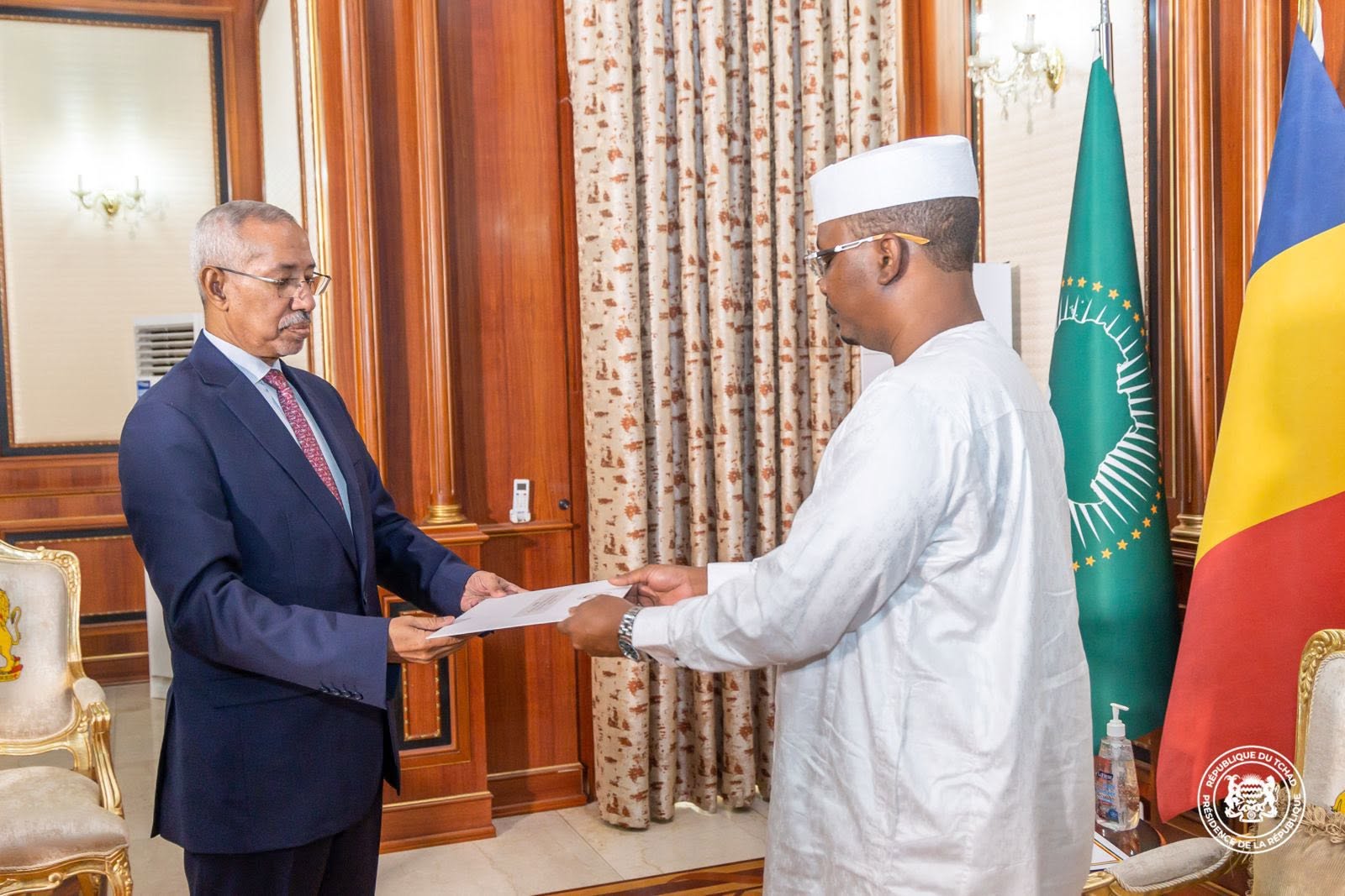 Tchad–Mauritanie : Nouakchott sollicite le soutien de N’Djamena pour l’OCI